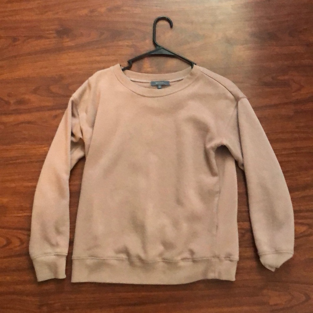 Lilac pullover.